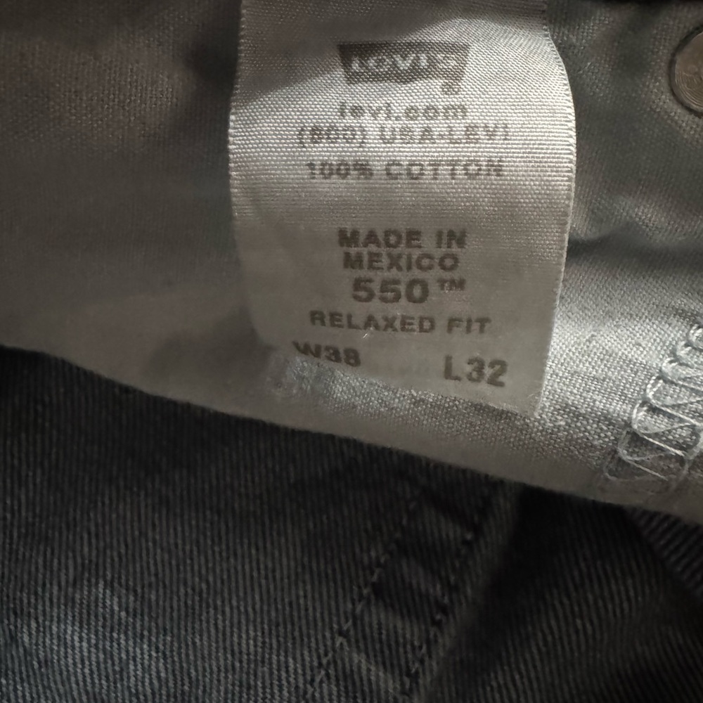 Men’s Levi's  550  Blue Denim Jeans - Picture 5 of 8